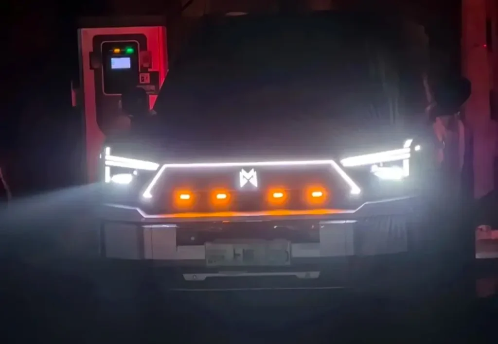 Truck with four yellow Grill LED Lights installed